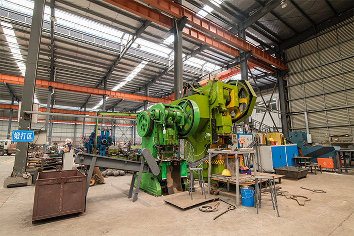 福鼎网架配件-锥头加工车间